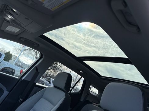 Certified 2022 GMC Terrain SLE w/ Driver Convenience Package image 33