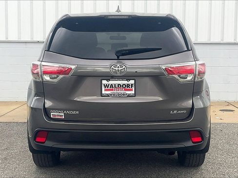 Used 2016 Toyota Highlander Plus image 5
