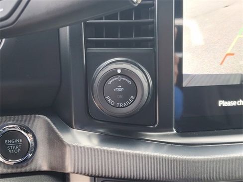 New 2025 Ford F250 Platinum image 29