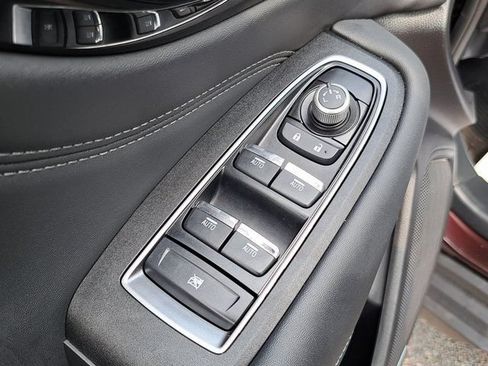 Certified 2025 Subaru Outback Limited AWD/4WD image 23