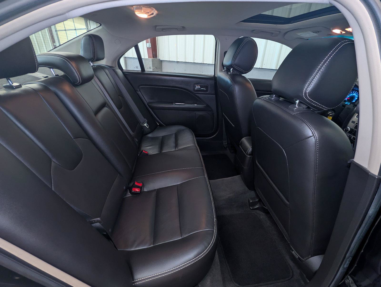 Used 2012 Ford Fusion SEL FWD image 34