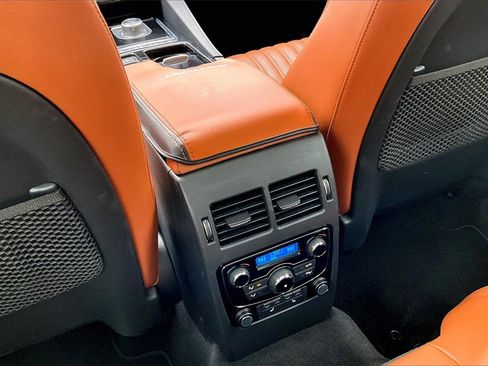 Used 2019 Jaguar F-PACE Portfolio image 25