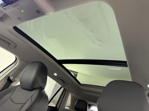 New 2026 Volkswagen Tiguan SE AWD/4WD image 4