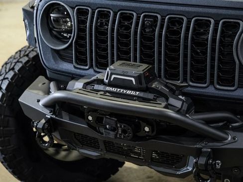Used 2024 Jeep Wrangler Unlimited Rubicon w/ Technology Group AWD/4WD image 24