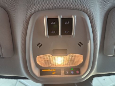 New 2026 Chevrolet Trax LT w/ Sunroof Package image 31