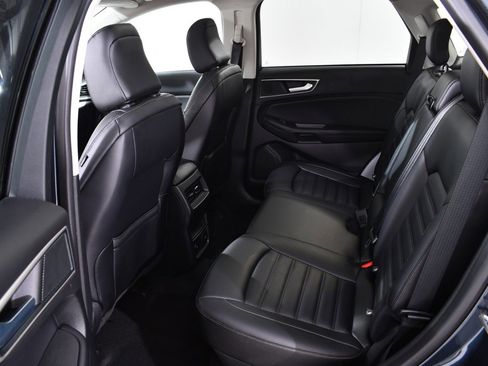 Used 2024 Ford Edge SEL w/ Convenience Package image 16