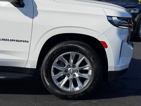 Used 2021 Chevrolet Suburban Premier AWD/4WD image 49
