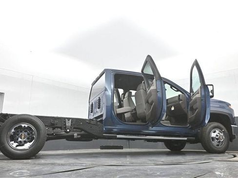 New 2026 Chevrolet Silverado 3500 LT w/ Convenience Package image 51