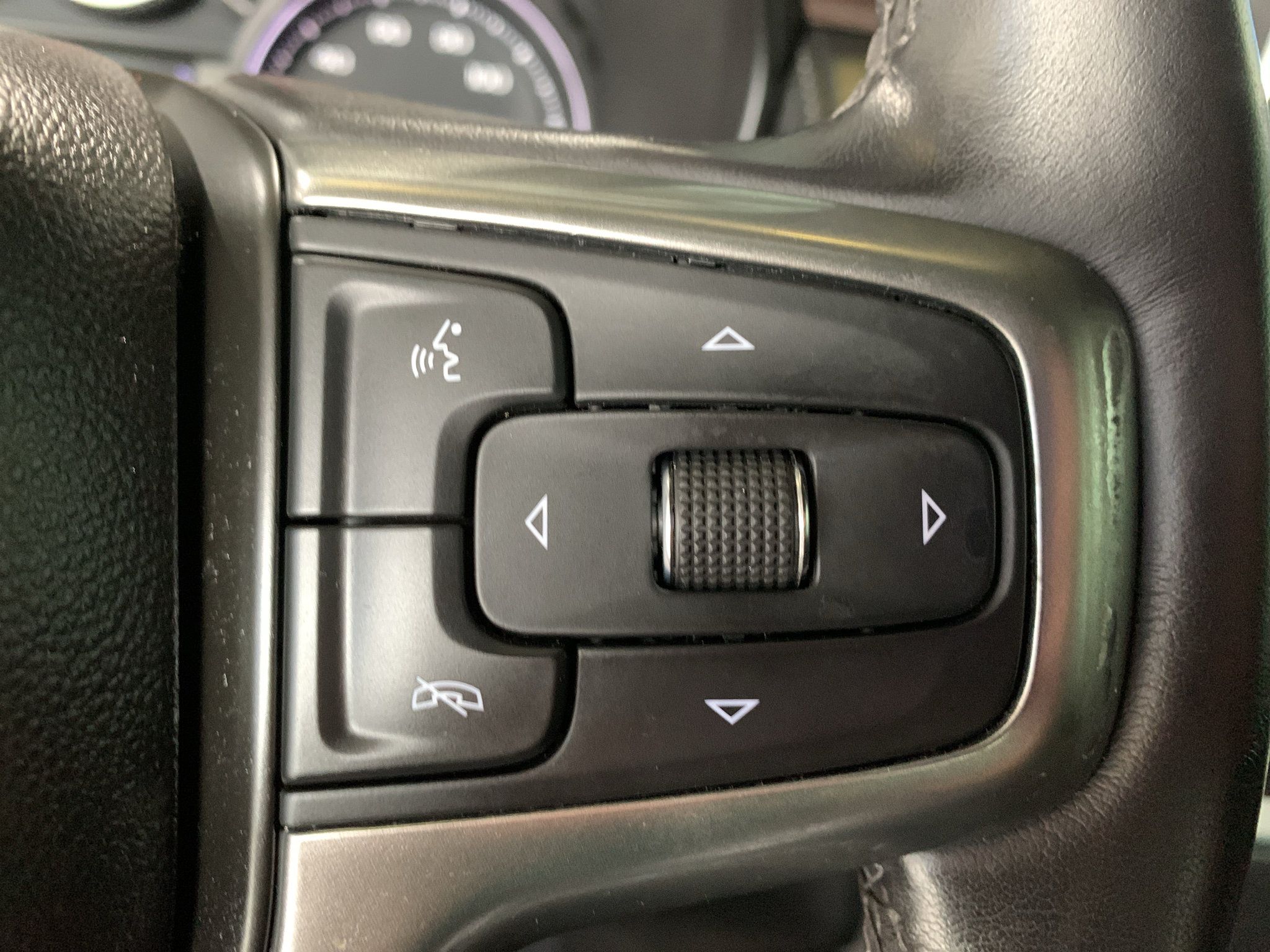 Used 2021 Chevrolet Tahoe LS RWD image 20