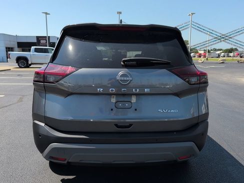 Used 2023 Nissan Rogue SV AWD/4WD image 6