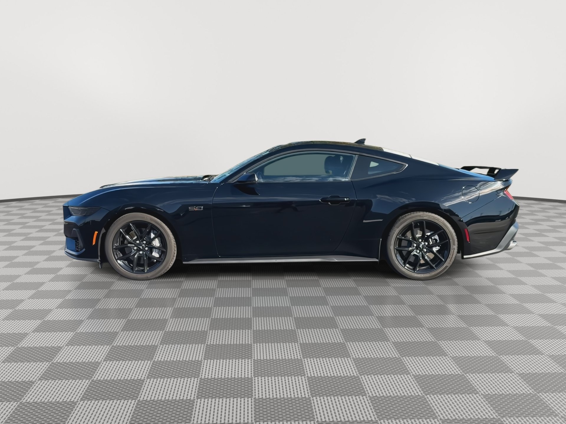 Used 2024 Ford Mustang GT Premium RWD image 5