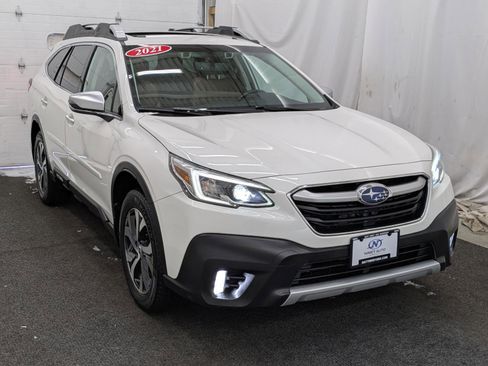 Used 2021 Subaru Outback Touring XT image 28