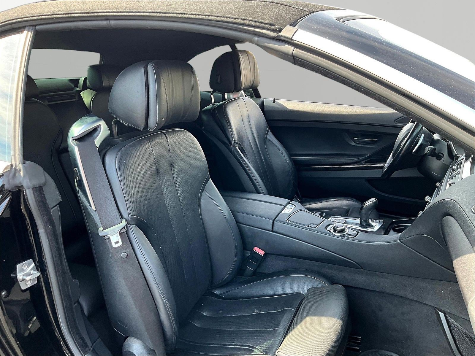 Used 2012 BMW 650i Convertible RWD image 26