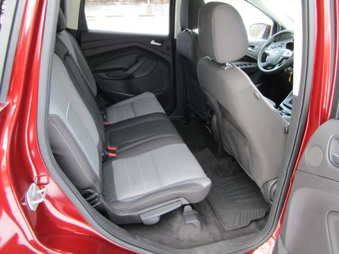 Used 2014 Ford Escape SE w/ Equipment Group 201A image 17