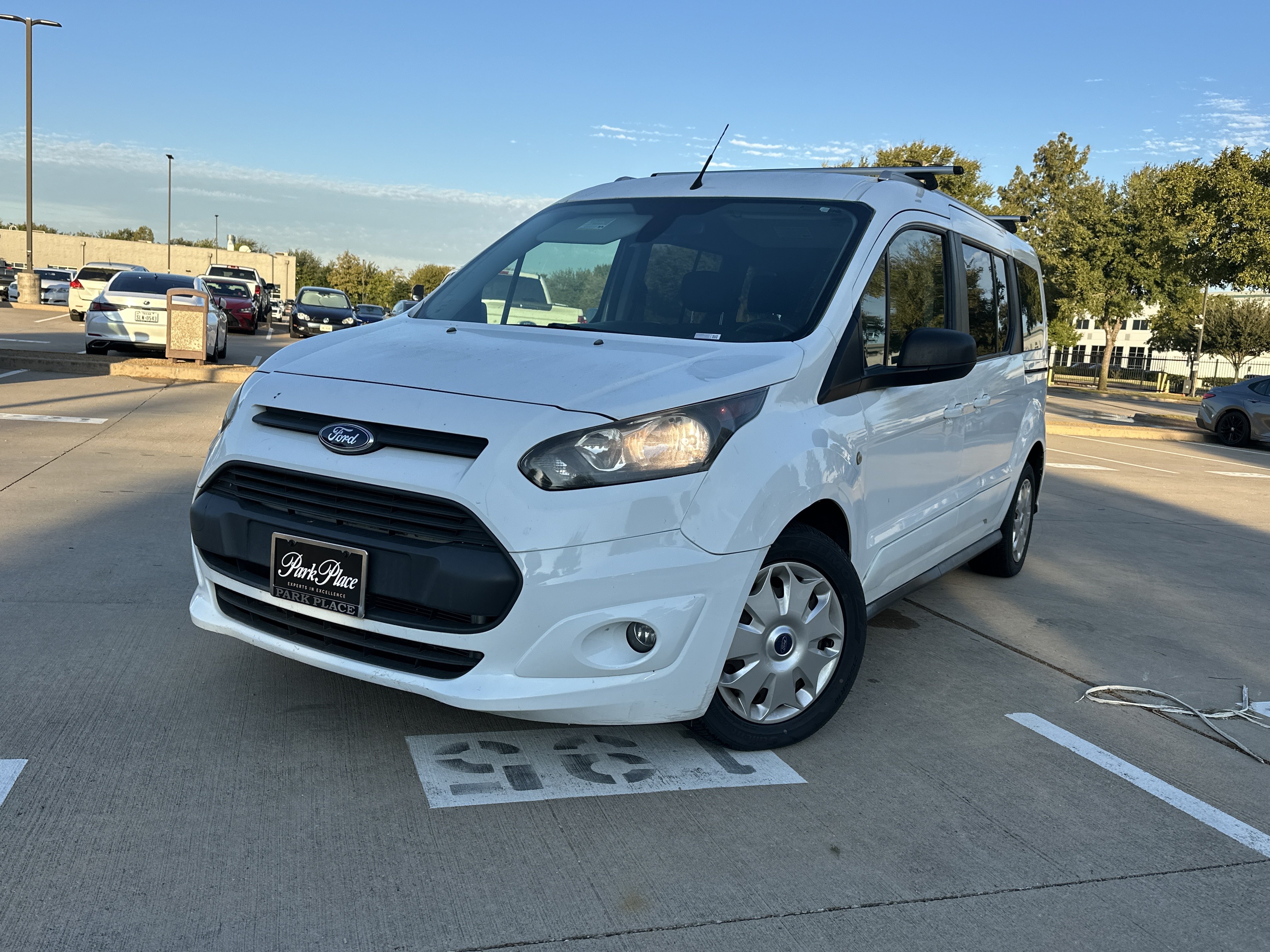 Used 2015 Ford Transit Connect XLT FWD image 1