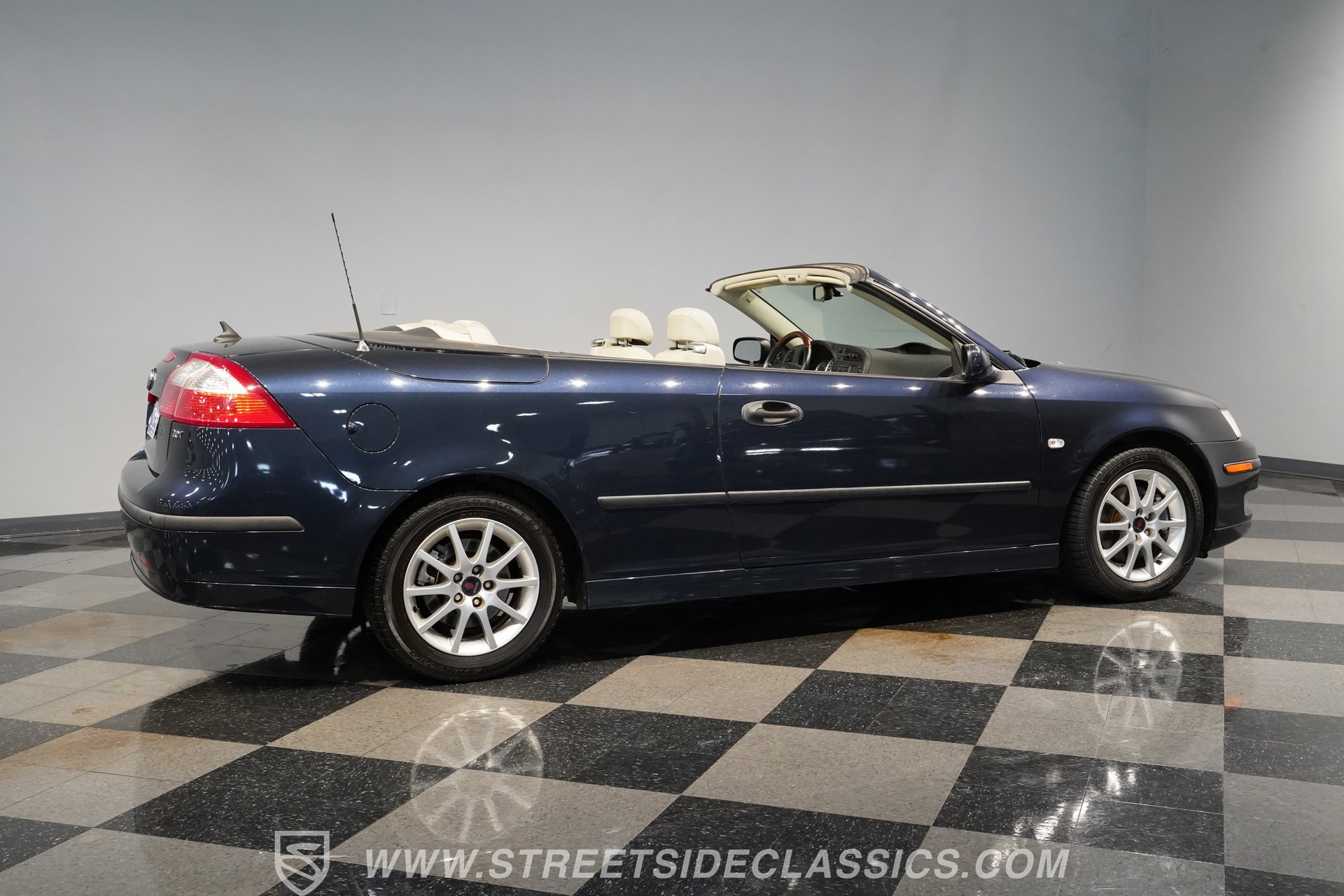 Used 2005 Saab 9-3 Arc FWD image 14