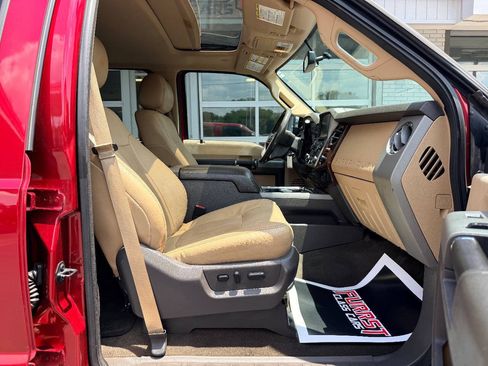 Used 2015 Ford F250 Lariat w/ Lariat Ultimate Package AWD/4WD image 37