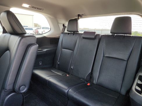 Used 2024 Toyota Grand Highlander FWD image 8