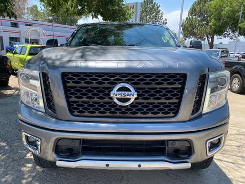 Used 2017 Nissan Titan PRO-4X AWD/4WD image 9