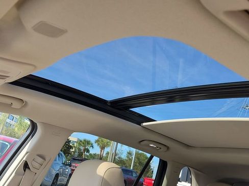 Used 2020 Buick Envision Essence w/ Experience Buick Package image 33