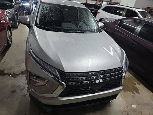 Used 2022 Mitsubishi Eclipse Cross ES AWD/4WD image 2