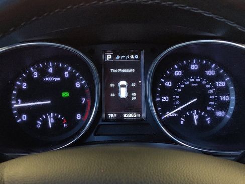 Used 2019 Hyundai Santa Fe XL image 23