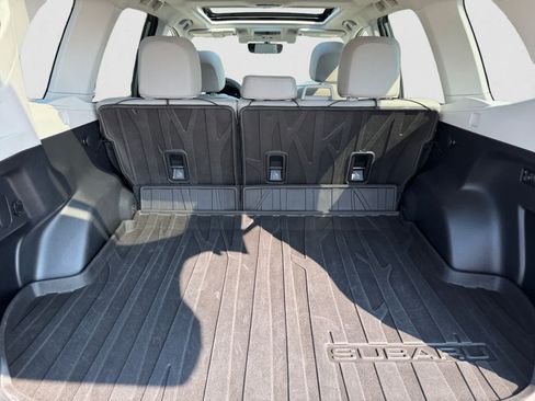 Used 2017 Subaru Forester 2.5i Limited AWD/4WD image 5