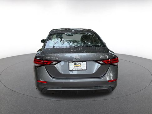 Used 2025 Nissan Sentra SV FWD image 10
