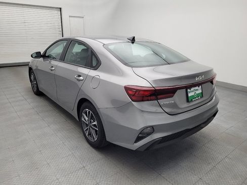 Used 2023 Kia Forte LXS FWD image 5