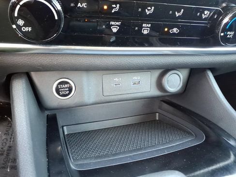Certified 2023 Nissan Rogue S FWD image 16