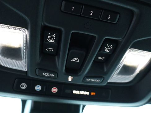 Used 2021 Chevrolet Silverado 2500 High Country w/ Technology Package image 30