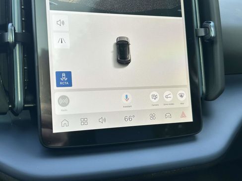 New 2026 Volvo EX30 Plus w/ Protection Package Premier AWD/4WD image 23