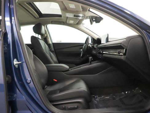 Used 2024 Honda Accord EX-L image 11