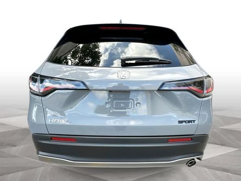 Used 2025 Honda HR-V Sport image 7