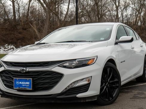 Used 2025 Chevrolet Malibu LT w/ Sport Edition image 1