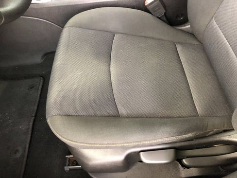 Certified 2017 Chevrolet Cruze LS image 18