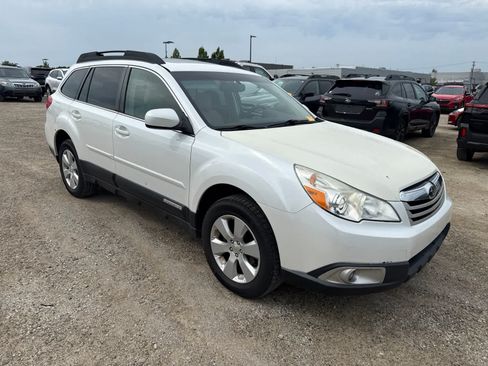 Used 2012 Subaru Outback 2.5i Premium AWD/4WD image 4