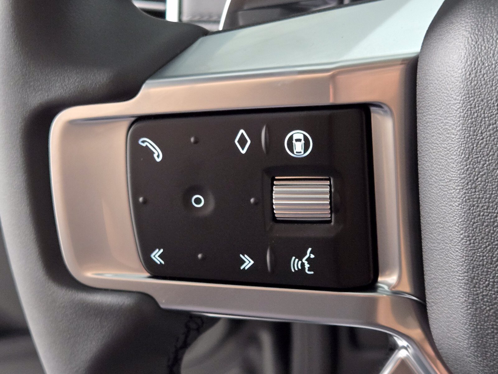 New 2026 Land Rover Discovery S AWD/4WD image 24
