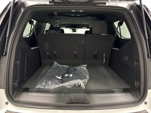 New 2026 Chevrolet Suburban LS w/ Max Trailering Package image 34
