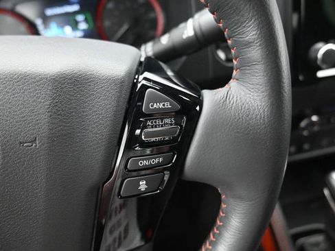 Used 2023 Nissan Frontier PRO-4X w/ Pro-4X Premium Package AWD/4WD image 18