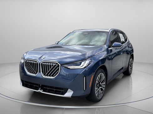 Used 2026 BMW X3 xDrive30 w/ Convenience Package image 2