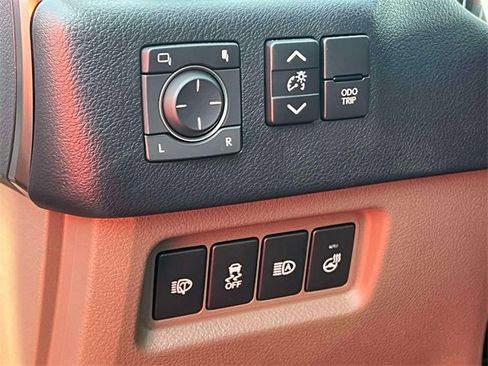 Used 2023 Lexus GX 460 Premium image 22