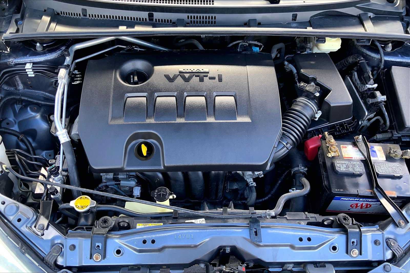 Used 2016 Toyota Corolla LE FWD image 27