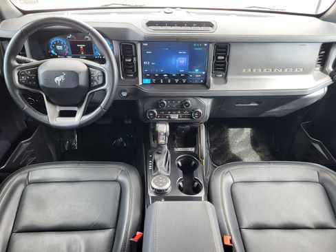 Used 2025 Ford Bronco Badlands AWD/4WD image 27