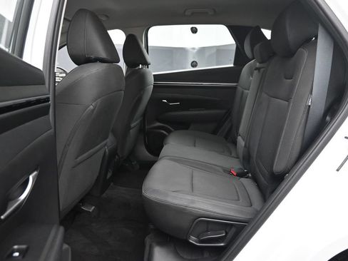 Used 2024 Hyundai Tucson SE AWD/4WD image 12