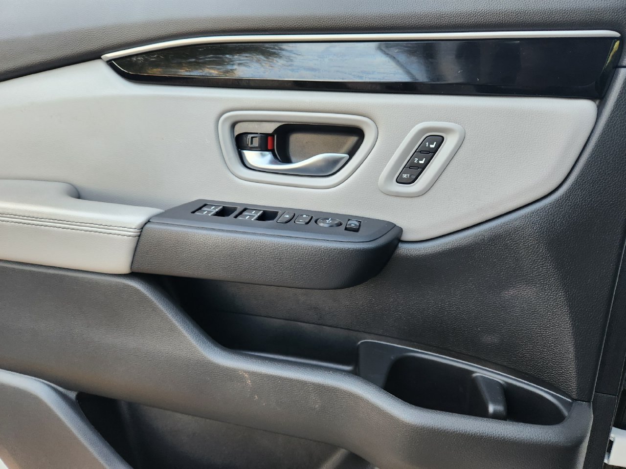 Used 2025 Honda Pilot EX-L image 22