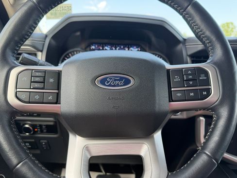 Used 2024 Ford Expedition XLT AWD/4WD image 21