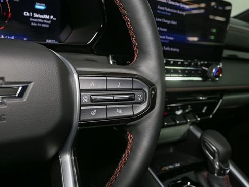 Used 2024 Chevrolet Colorado Z71 w/ Z71 Convenience Package 2 image 33