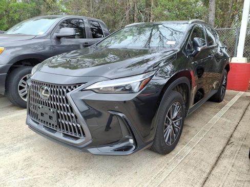 Used 2023 Lexus NX 350 AWD image 4
