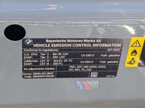 Used 2025 BMW 440i xDrive Coupe w/ Premium Package image 26